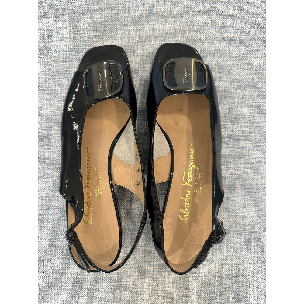 Salvatore Ferragamo patent leather slingback block heel shoes in Black